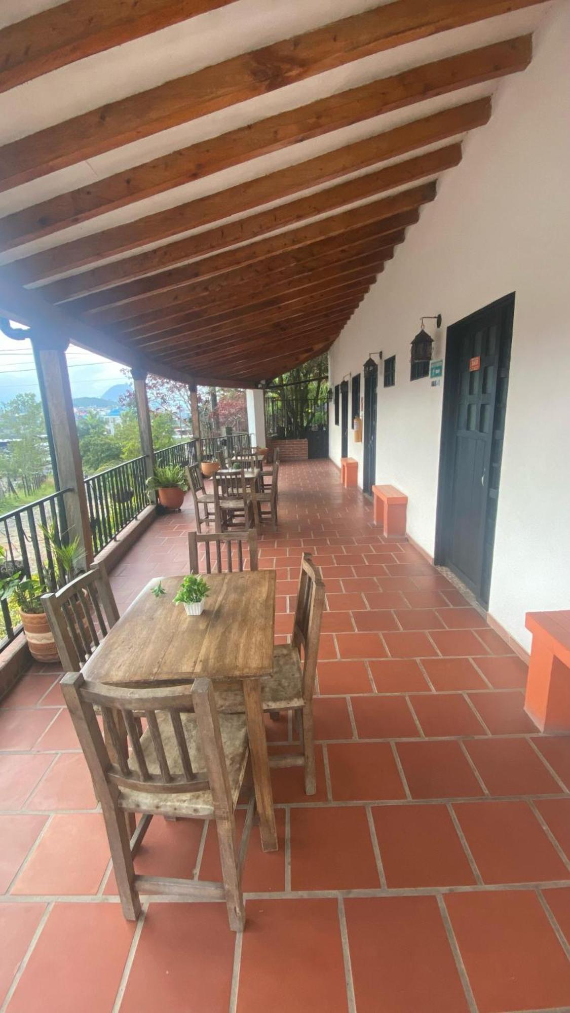 Balcones De La Casona Hotel Guatape Luaran gambar
