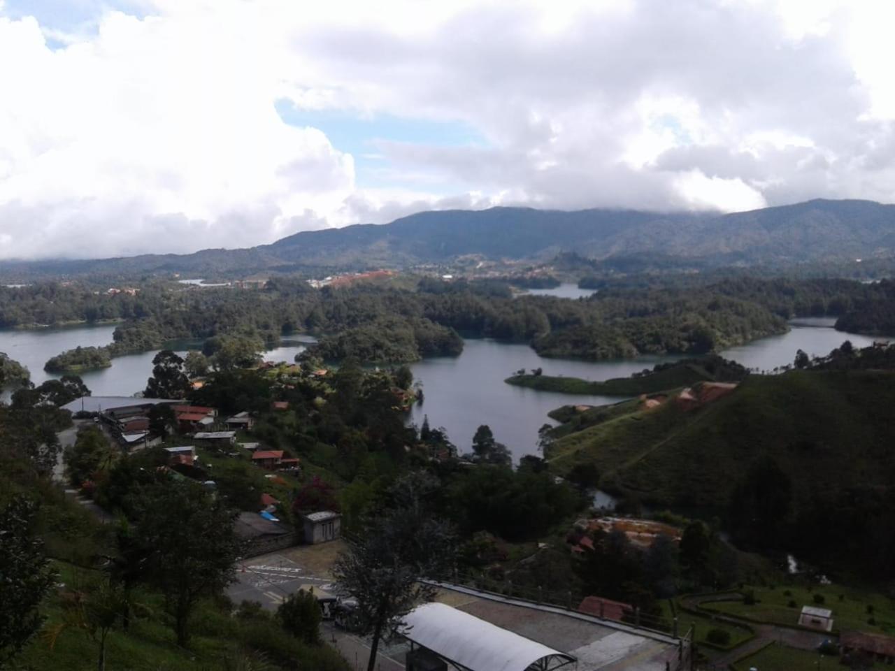 Balcones De La Casona Hotel Guatape Luaran gambar